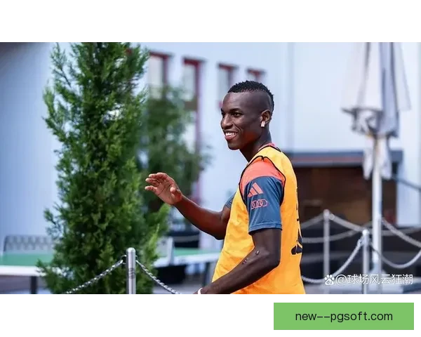 尼古拉斯杰克逊屡失单刀引发争议球迷质疑其射术和决策能力